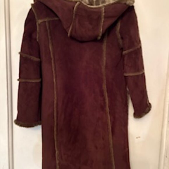 Long faux shearling coat - Picture 2 of 8